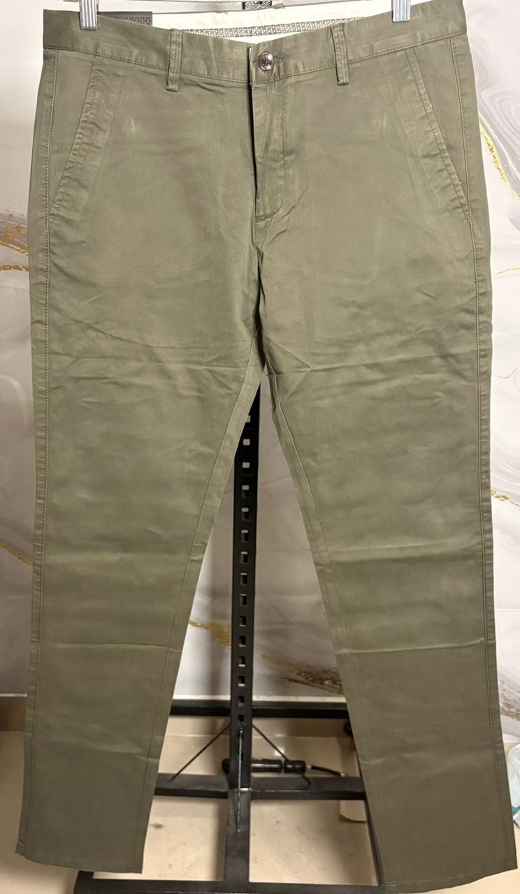 Pantalon-Boss-talla-32-Color-Verde - Vista 1